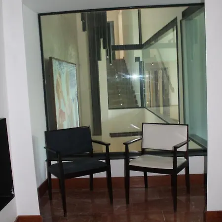Otel Acinipo 4*
