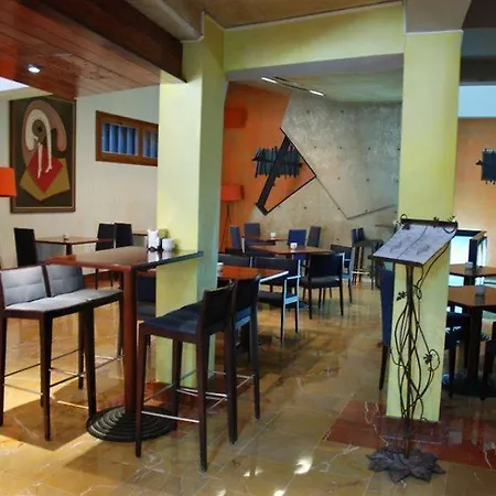 Acinipo Otel 4*