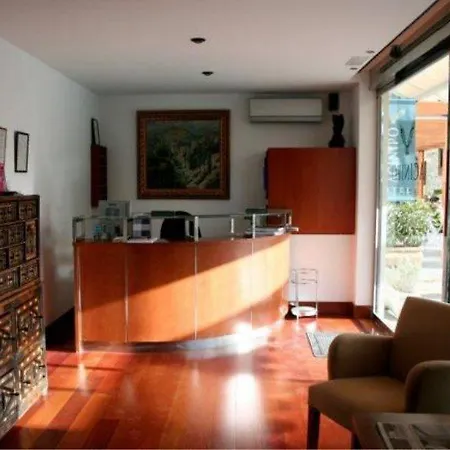Acinipo Otel