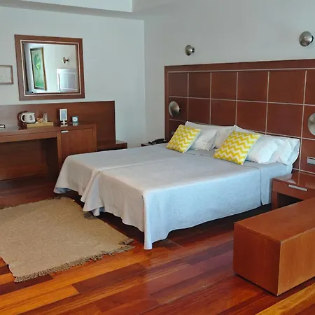 Acinipo מלון רונדה