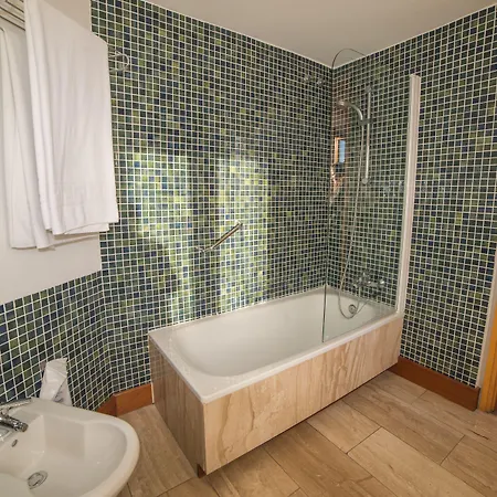 Hotel Acinipo 4*