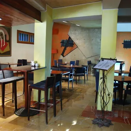 Acinipo Ξενοδοχείο 4*